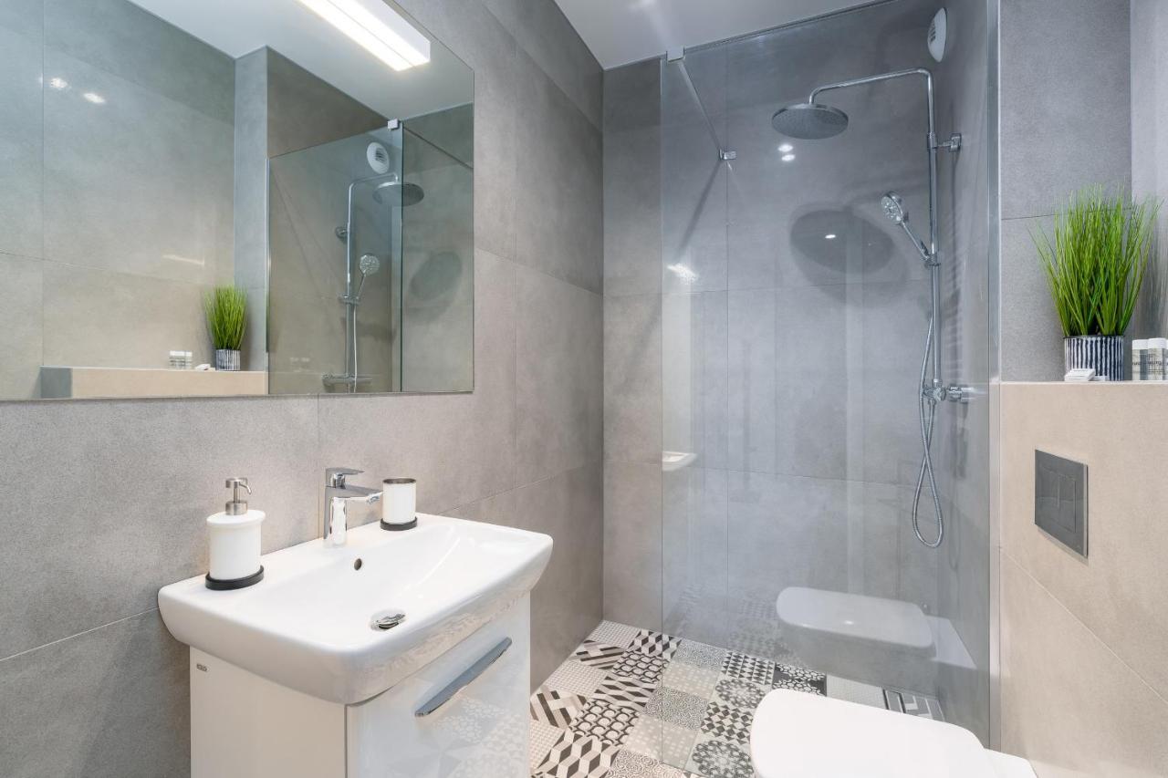 Apartments Poznan Fabryczna By Renters Extérieur photo